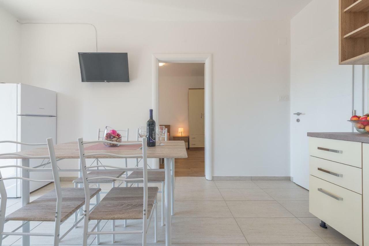 Apartmani Dupor 고르니 카린 외부 사진
