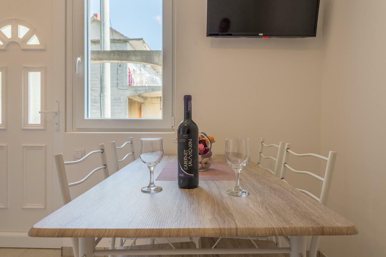 Apartmani Dupor 고르니 카린 외부 사진