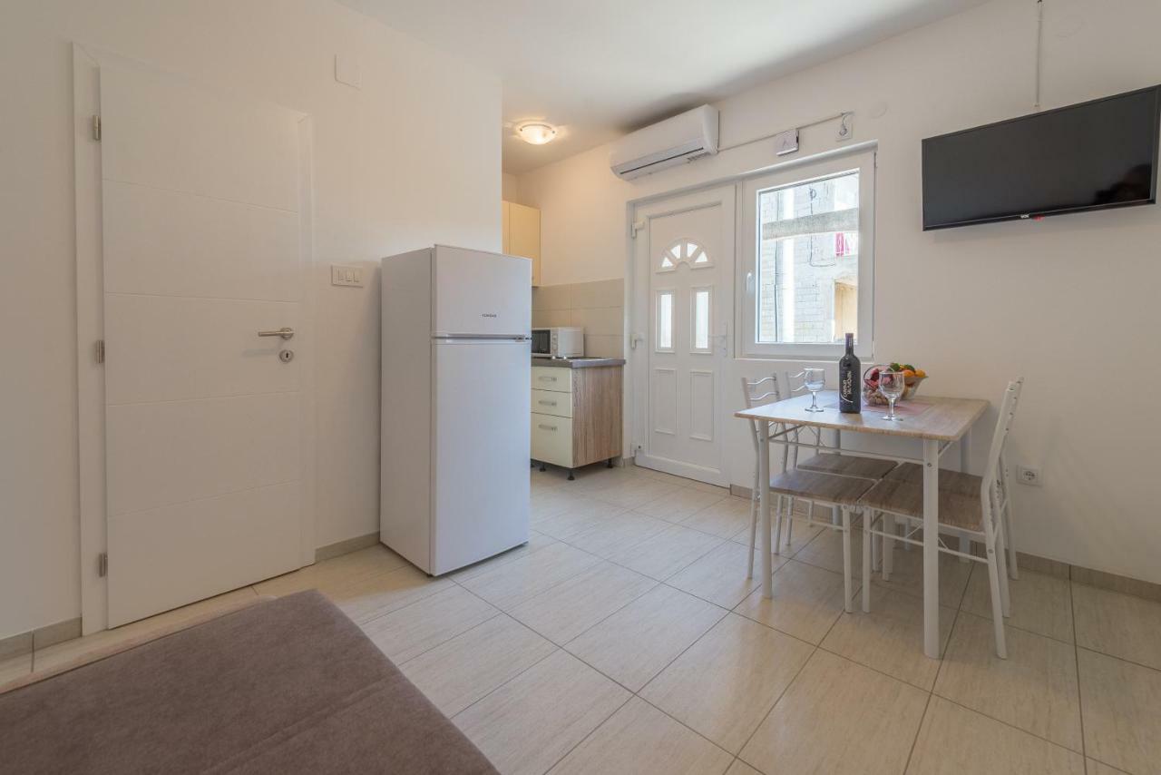 Apartmani Dupor 고르니 카린 외부 사진
