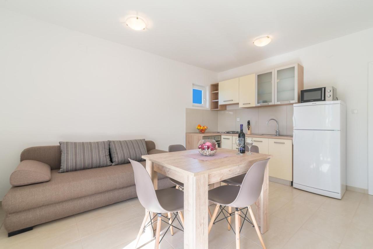 Apartmani Dupor 고르니 카린 외부 사진